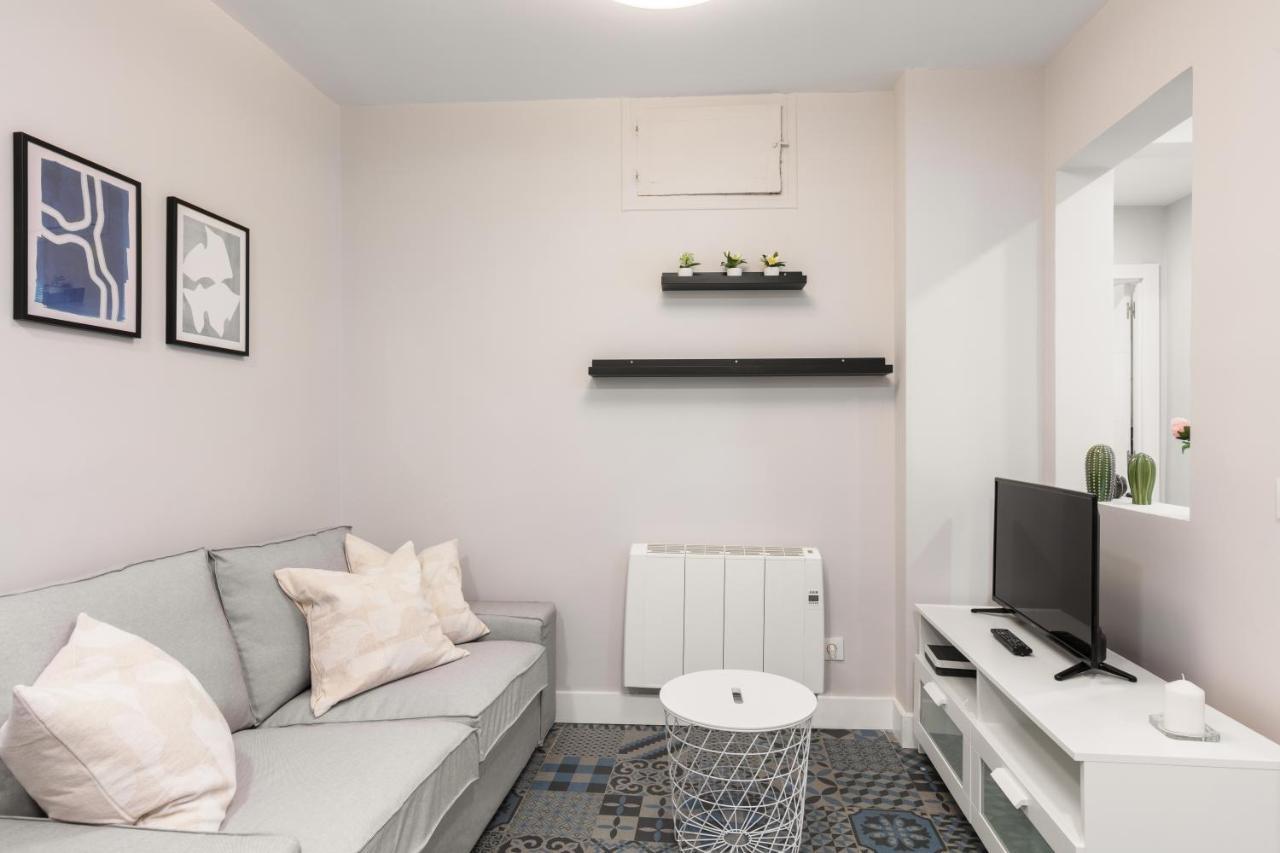 2 Bedrooms 1 Bathroom Furnished - Las Letras - Bright - Mintystay Madrid Exteriör bild