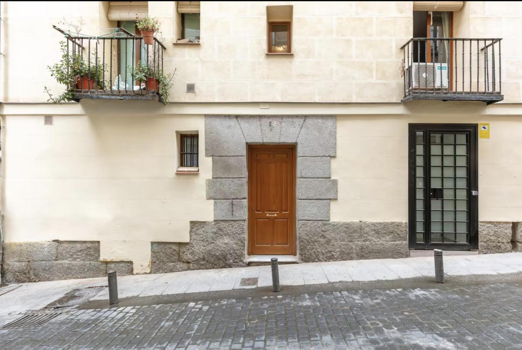 2 Bedrooms 1 Bathroom Furnished - Las Letras - Bright - Mintystay Madrid Exteriör bild